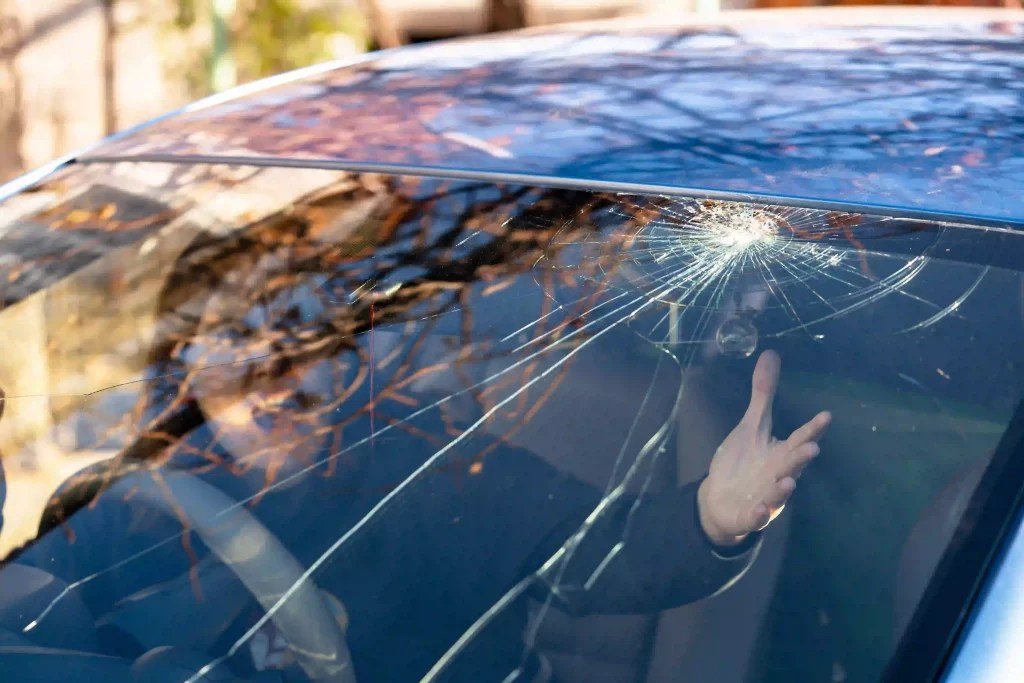 Autoruit repareren Kosten voorruit vervangen